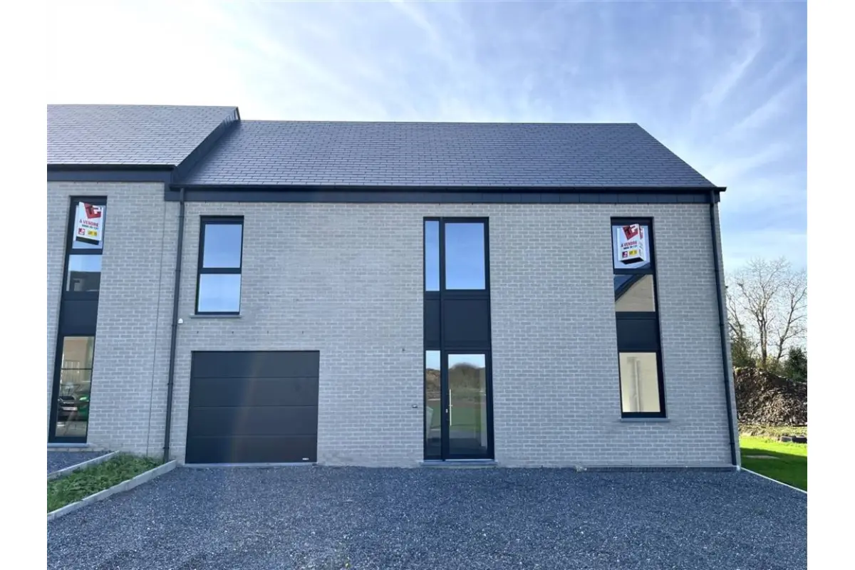 Maison à vendre à Marche-en-Famenne 6900 379000.00€ 4 chambres 206.00m² - annonce 664204