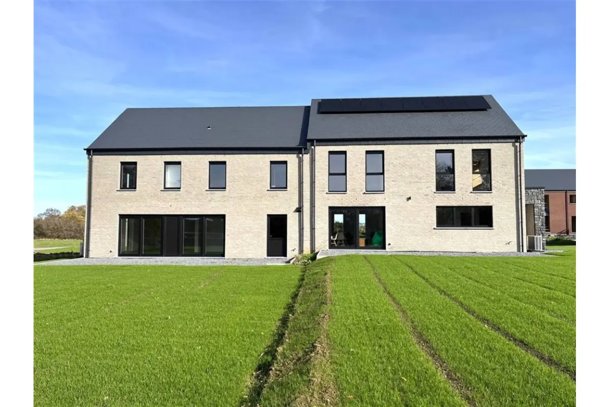 Maison à vendre à Marche-en-Famenne 6900 415000.00€ 3 chambres 201.00m² - annonce 664205