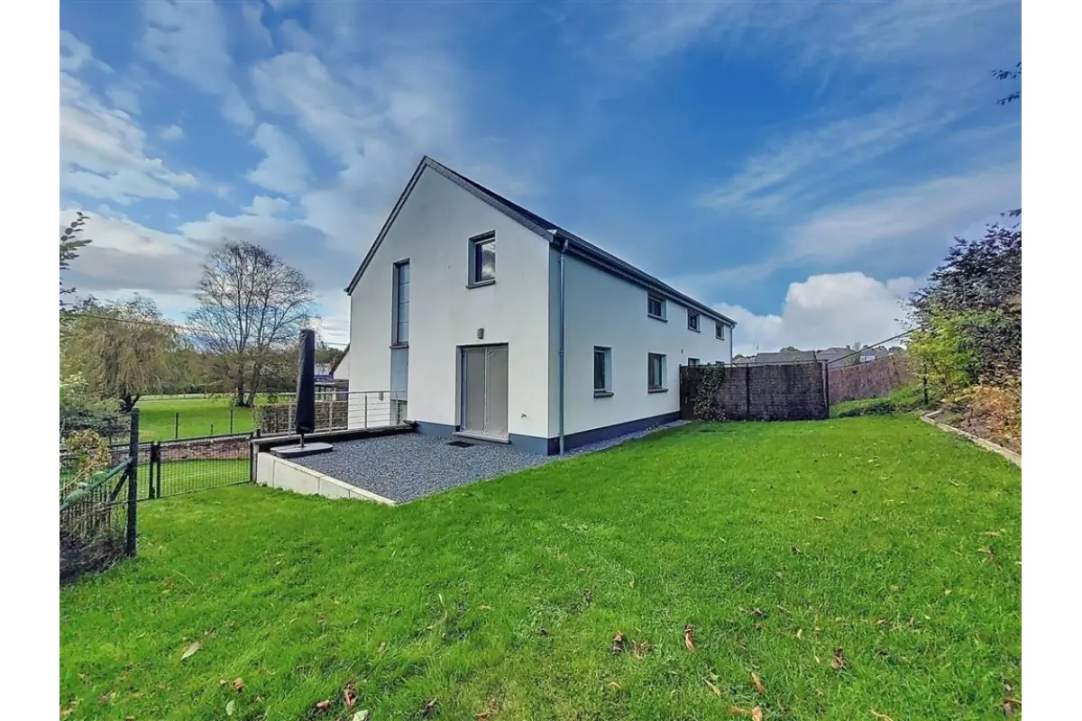 Maison à louer à Rossignol 6730 1225.00€ 3 chambres 138.00m² - annonce 665234