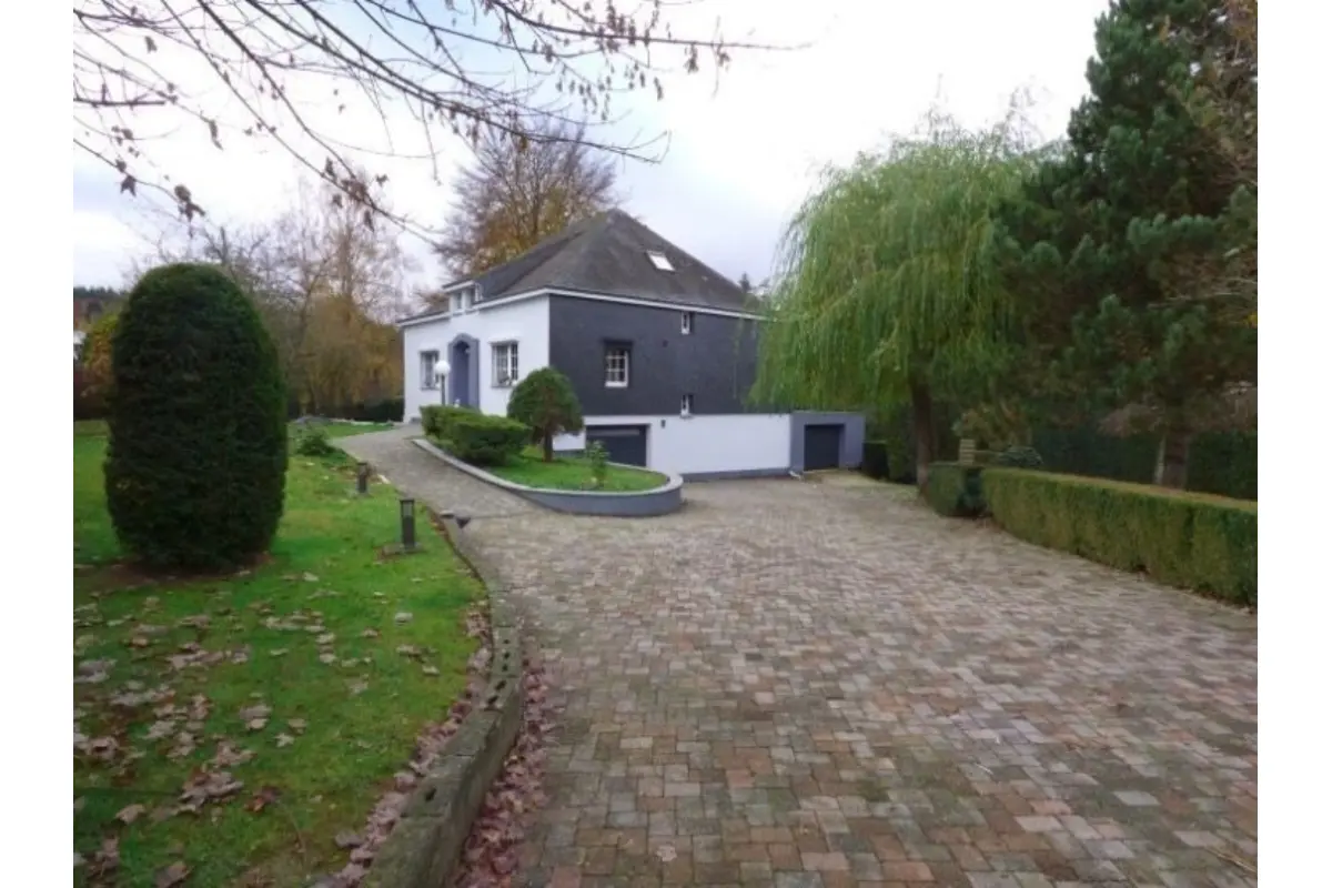 Maison à vendre à Martelange 6630 485000.00€ 4 chambres 256.00m² - annonce 665657