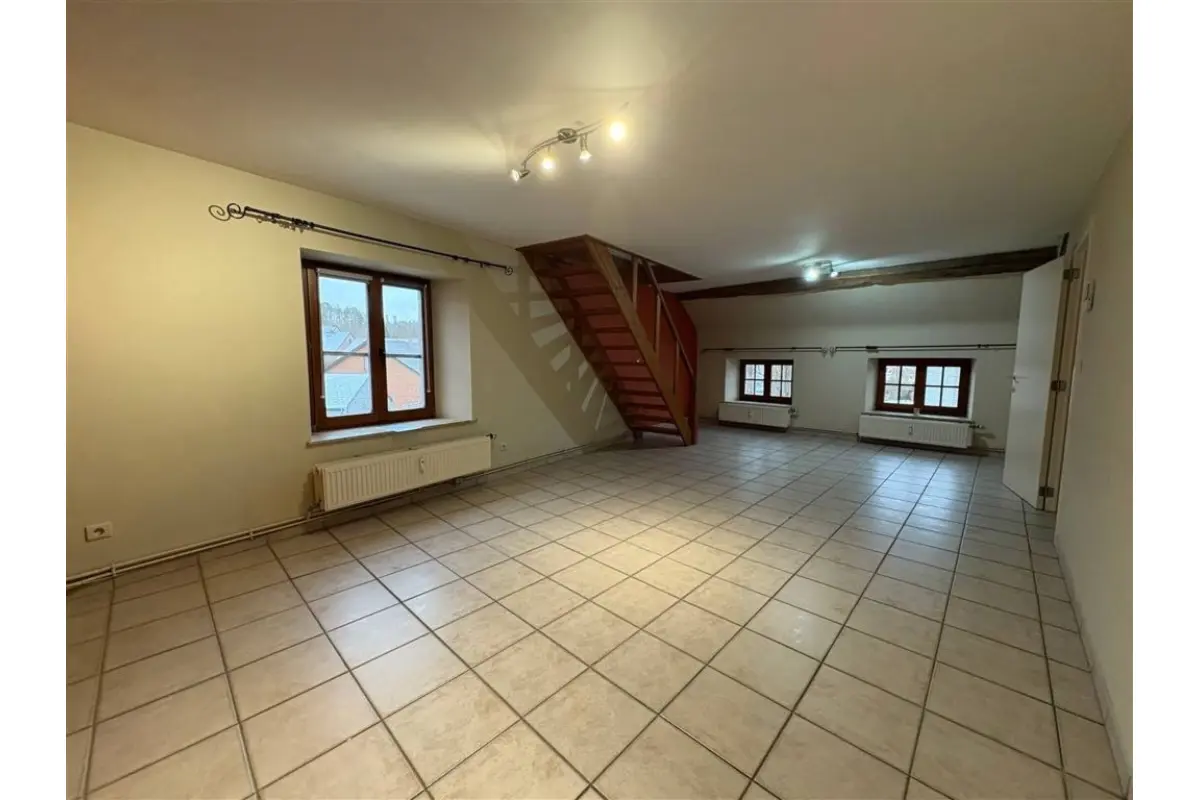 Appartement à  à Rochefort 5580 750.00€ 2 chambres 113.00m² - annonce 667541