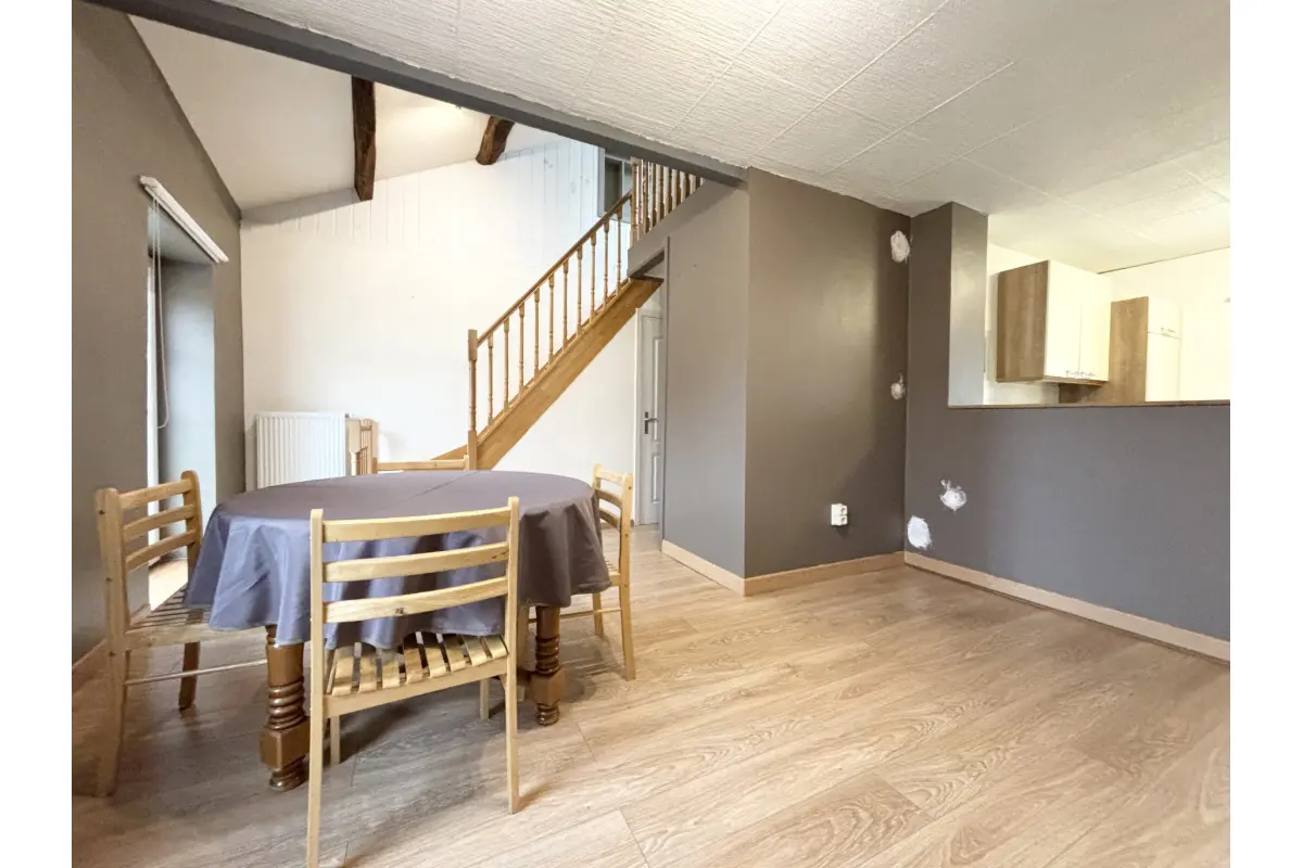 Appartement à louer à Gérouville 6769 550.00€ 1 chambres 75.00m² - annonce 668138