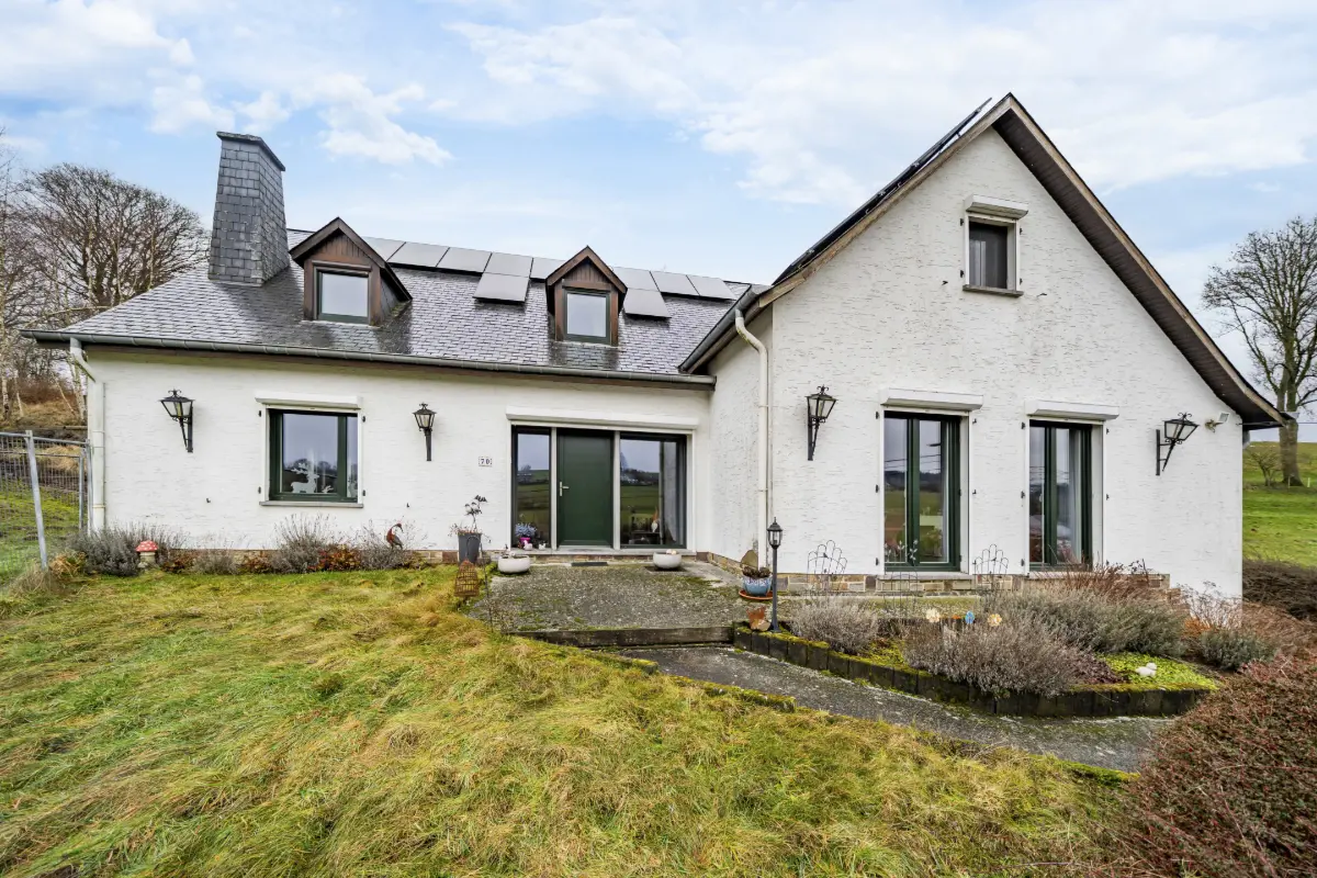 Maison à vendre à Saint-Hubert 6870 384500.00€ 4 chambres 337.00m² - annonce 669887