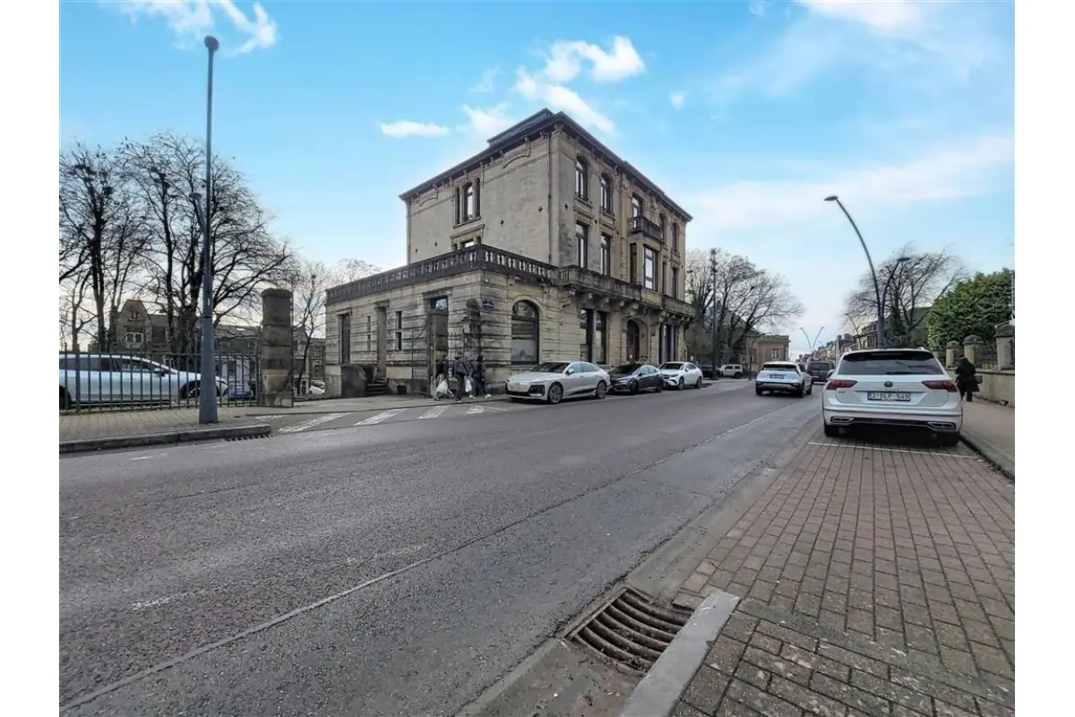 Commerce à louer à Arlon 6700 2750.00€  chambres 160.00m² - annonce 672925