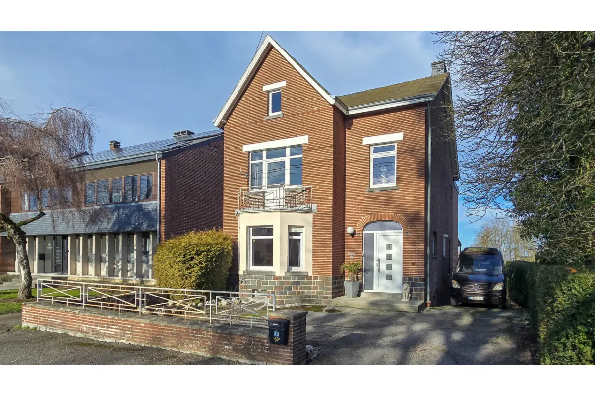 Maison à vendre à Marche-en-Famenne 6900 0.00€ 4 chambres 190.00m² - annonce 745172