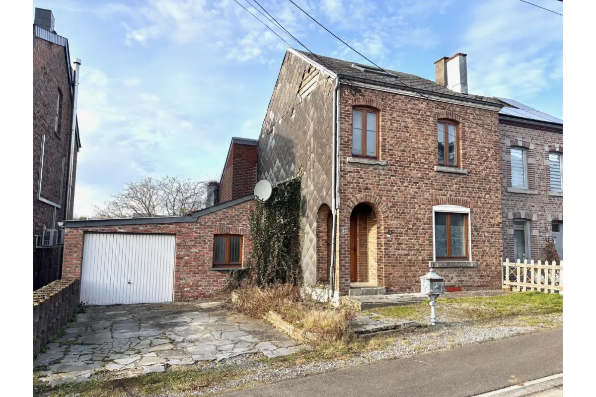 Maison à vendre à Marche-en-Famenne 6900 190000.00€ 4 chambres 150.00m² - annonce 677470