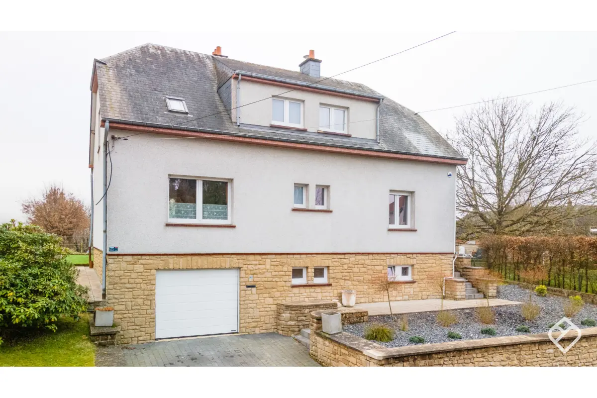 Maison à vendre à Saint-Léger 6747 440000.00€ 3 chambres 200.00m² - annonce 678201