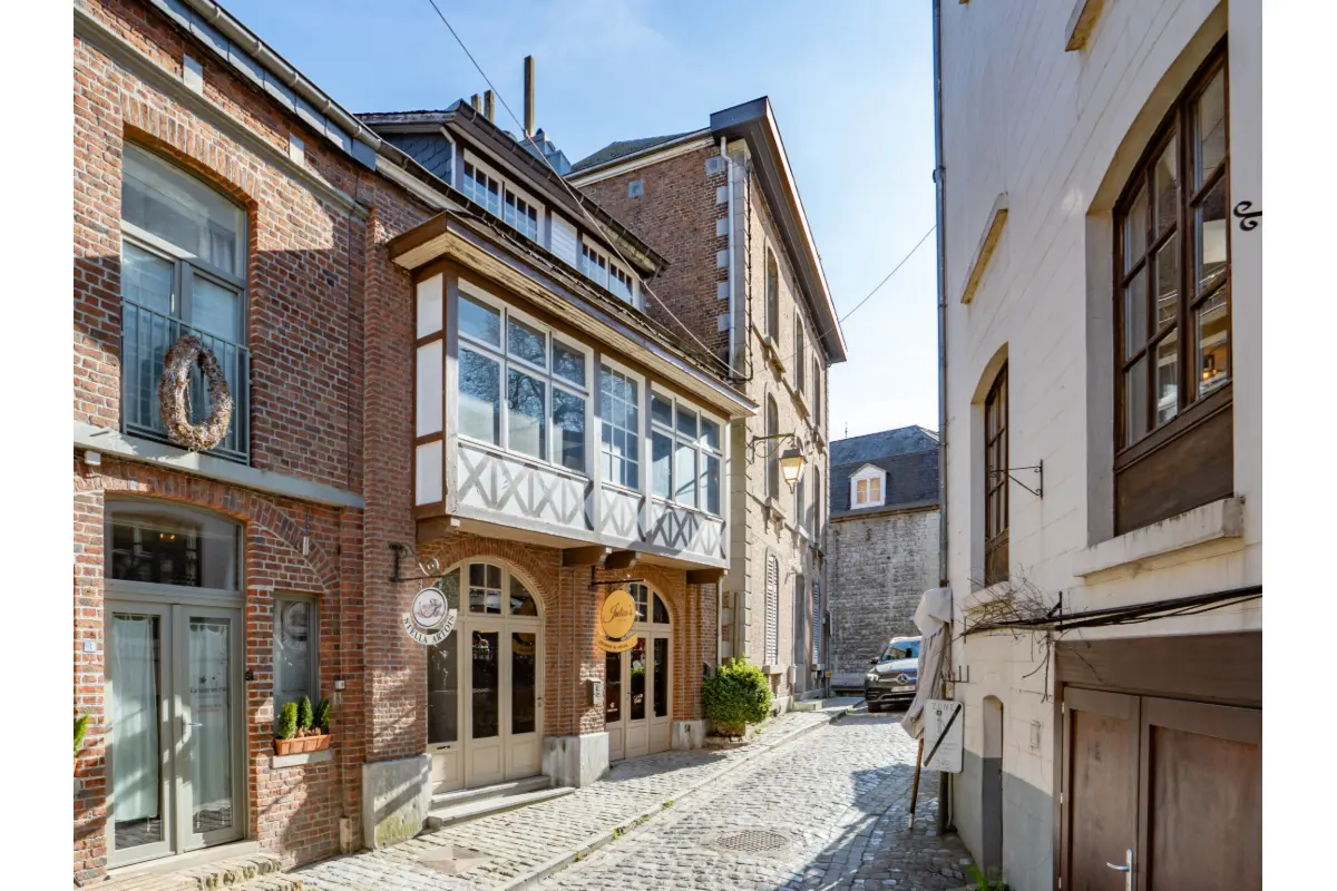 Commerce à louer à Barvaux-sur-Ourthe 6940 1950.00€ 0 chambres 50.00m² - annonce 679431