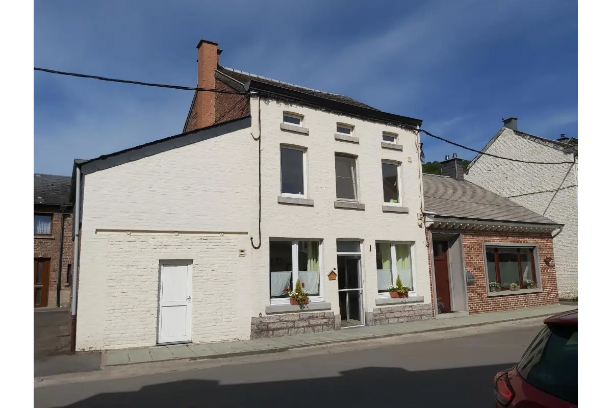 Appartement à louer à Bomal-sur-Ourthe 6941 560.00€ 1 chambres 43.20m² - annonce 684470