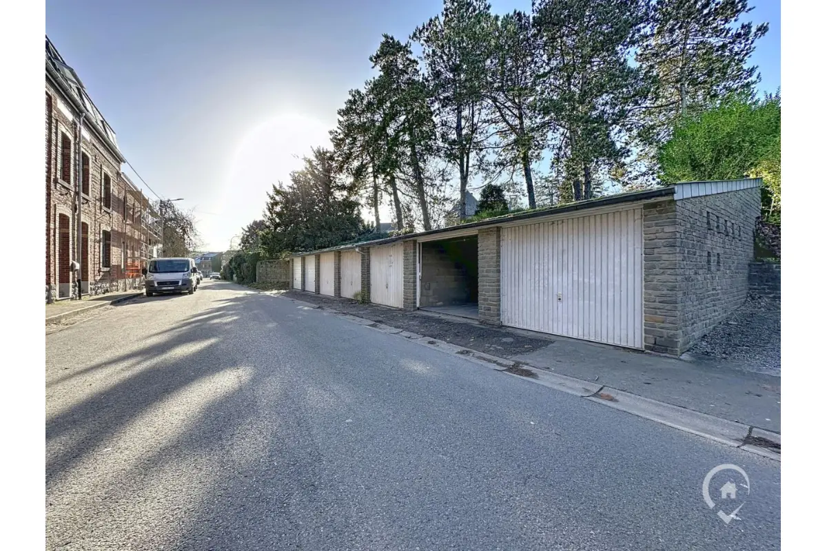 Parking / garage à vendre à Marche-en-Famenne 6900 28900.00€  chambres m² - annonce 767481
