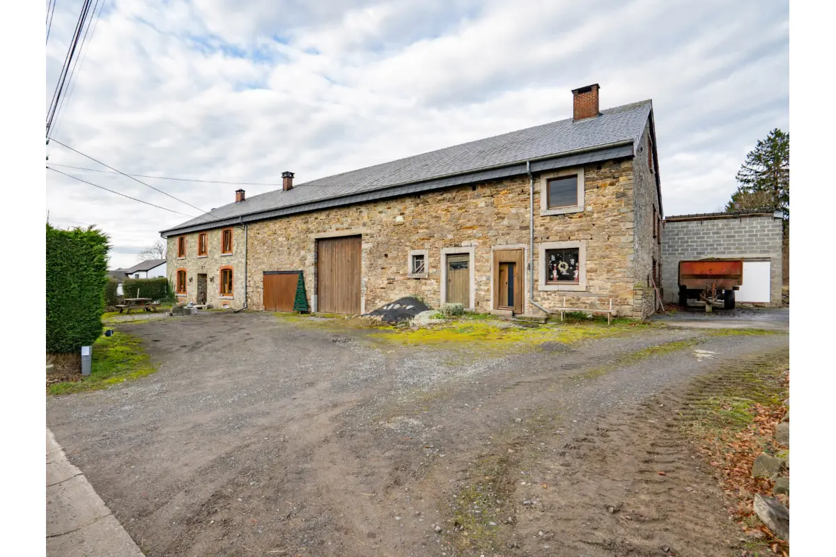 Maison à vendre à Manhay 6960 500000.00€ 6 chambres 600.00m² - annonce 691109