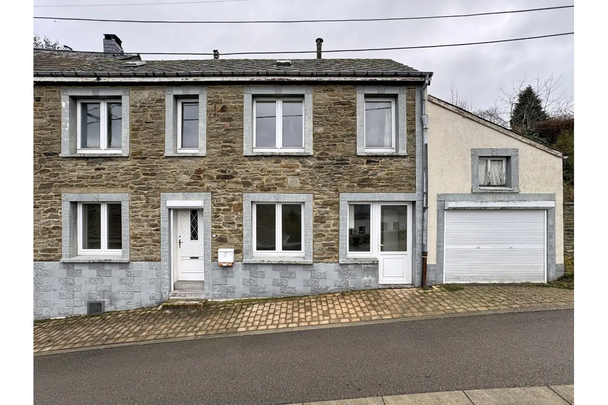 Maison à vendre à Houffalize 6660 145000.00€ 2 chambres 115.00m² - annonce 695965