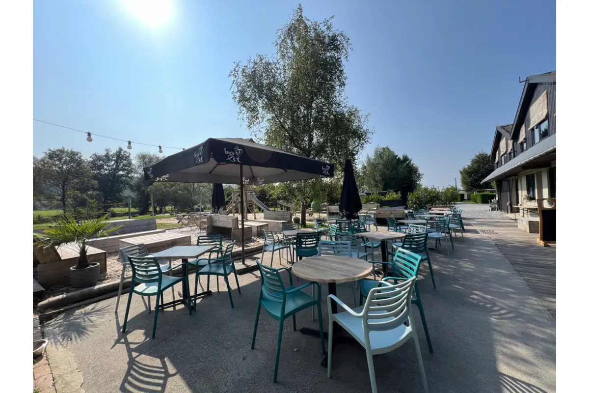 Commerce à louer à Durbuy 6940 1200.00€  chambres 190.00m² - annonce 697978