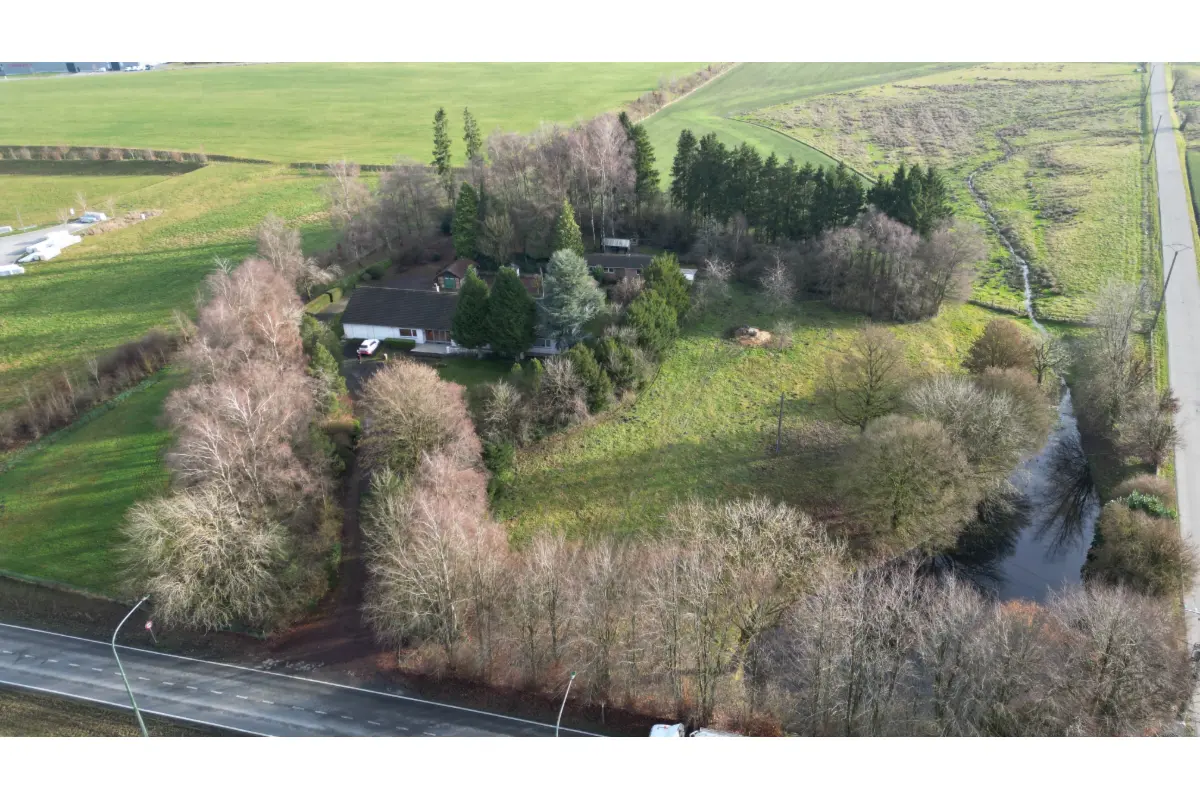 Maison à vendre à Bastogne 6600 730000.00€ 4 chambres 746.37m² - annonce 700061