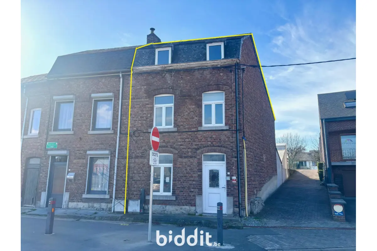 Maison à vendre à Marche-en-Famenne 6900 50000.00€ 2 chambres 105.00m² - annonce 701846