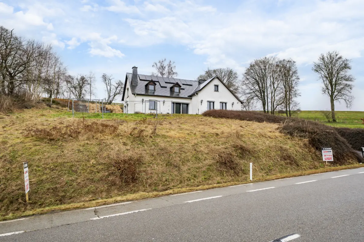 Maison à vendre à Saint-Hubert 6870 369500.00€ 4 chambres 337.00m² - annonce 715367