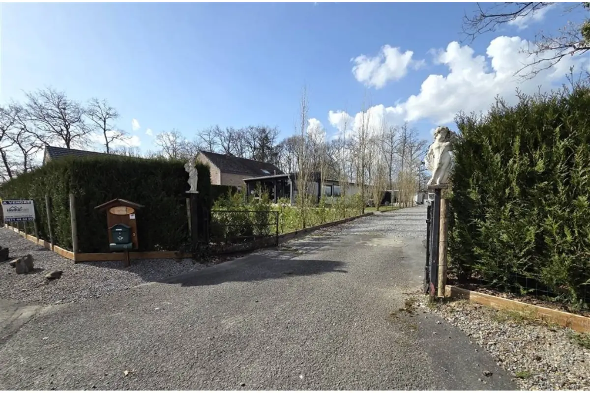 Bungalow à vendre à Durbuy 6940 339000.00€ 2 chambres 74.00m² - annonce 717260
