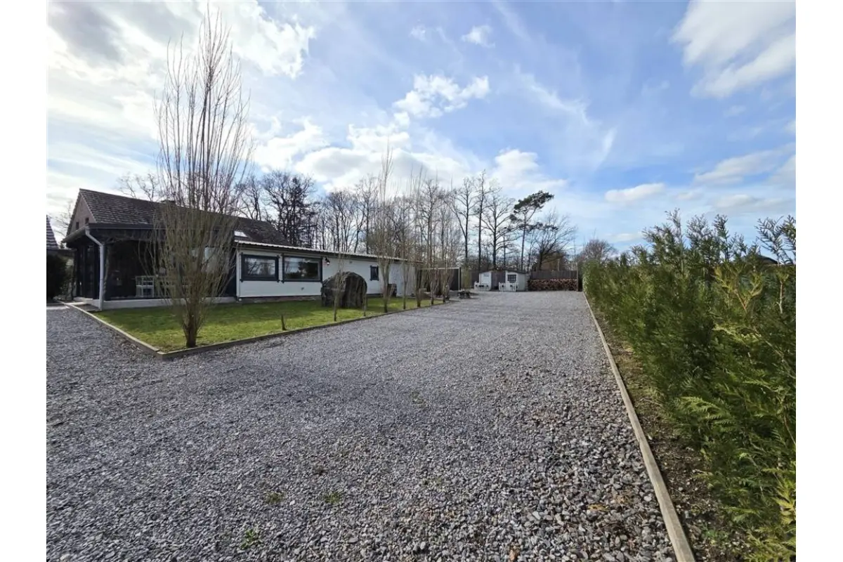 Bungalow à vendre à Durbuy 6940 339000.00€ 2 chambres 74.00m² - annonce 717260