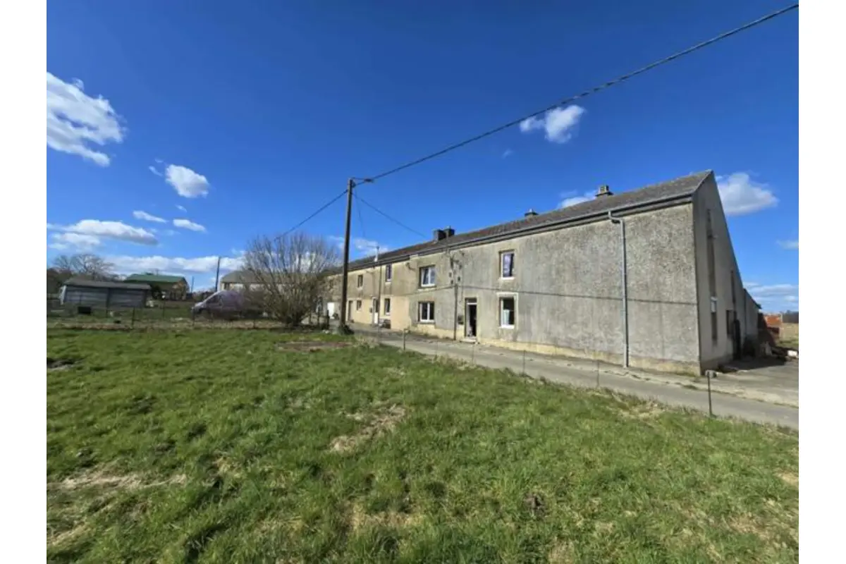 Immeuble de rapport - Immeuble à appartement à vendre à Etalle 6740 450000.00€ 8 chambres m² - annonce 719449