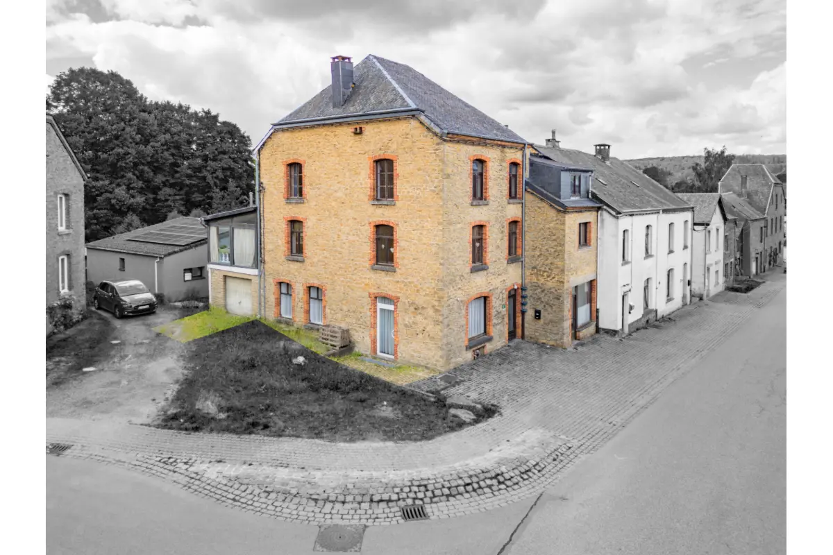 Appartement à vendre à Herbeumont 6887 325000.00€ 6 chambres 431.00m² - annonce 729335