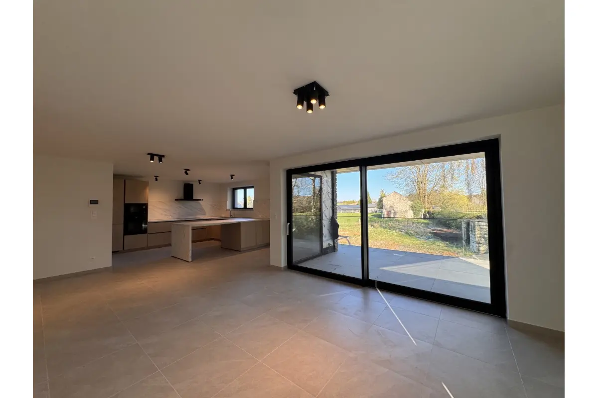 Appartement à louer à Paliseul 6850 880.00€ 2 chambres 109.00m² - annonce 735889