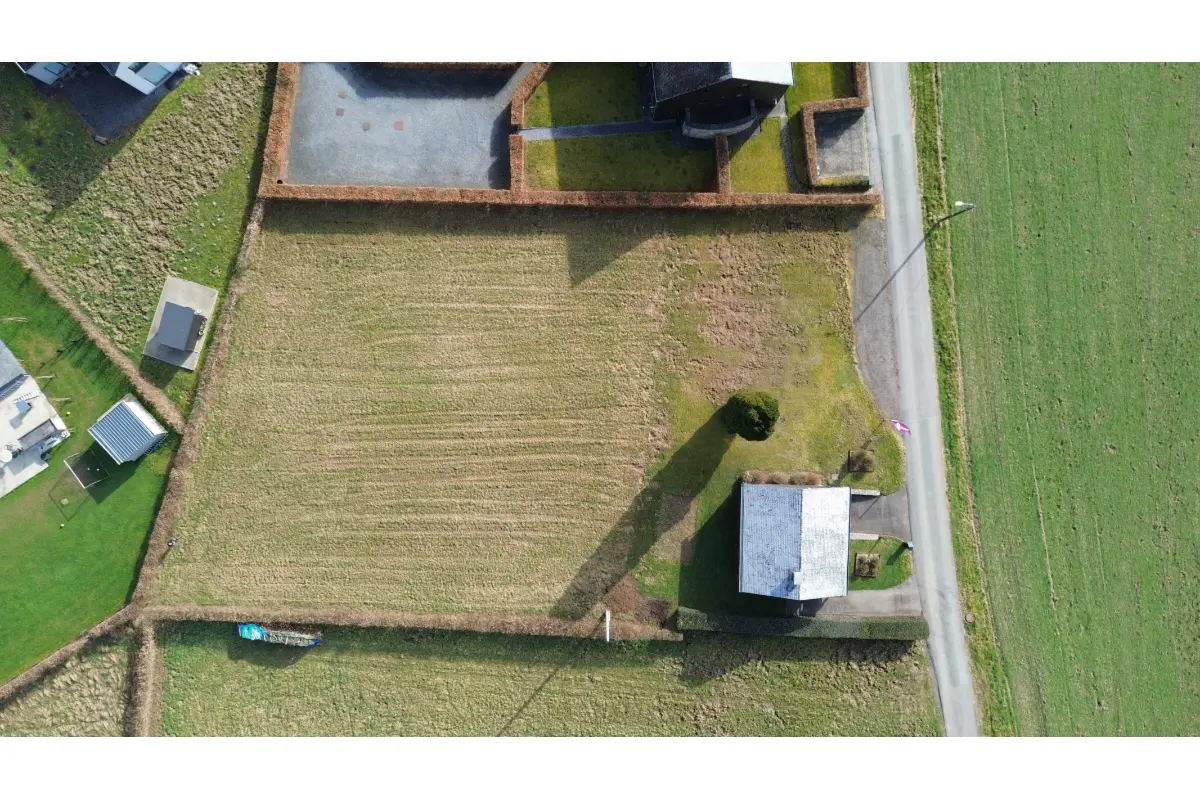 Terrain à vendre à Rochehaut 6830 295309.00€  chambres m² - annonce 736257