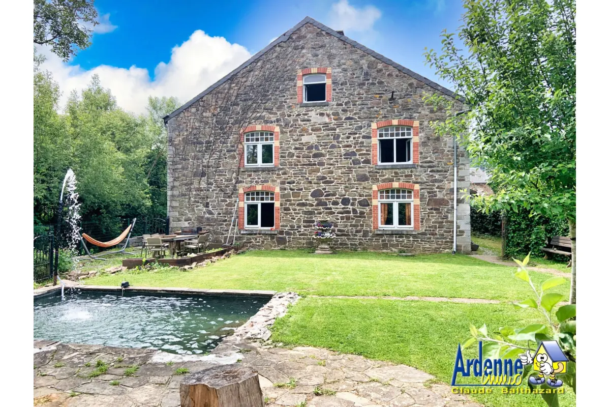 Maison à  à Amonines 6997 649000.00€ 5 chambres 311.00m² - annonce 737528