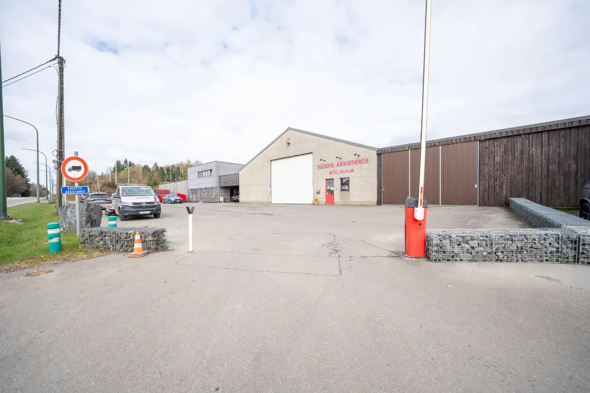 Commerce à vendre à Noirefontaine 6831 879000.00€  chambres 120.00m² - annonce 737298