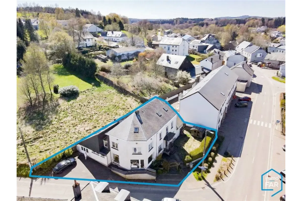 Maison à vendre à Léglise 6860 350000.00€ 6 chambres 262.00m² - annonce 737984