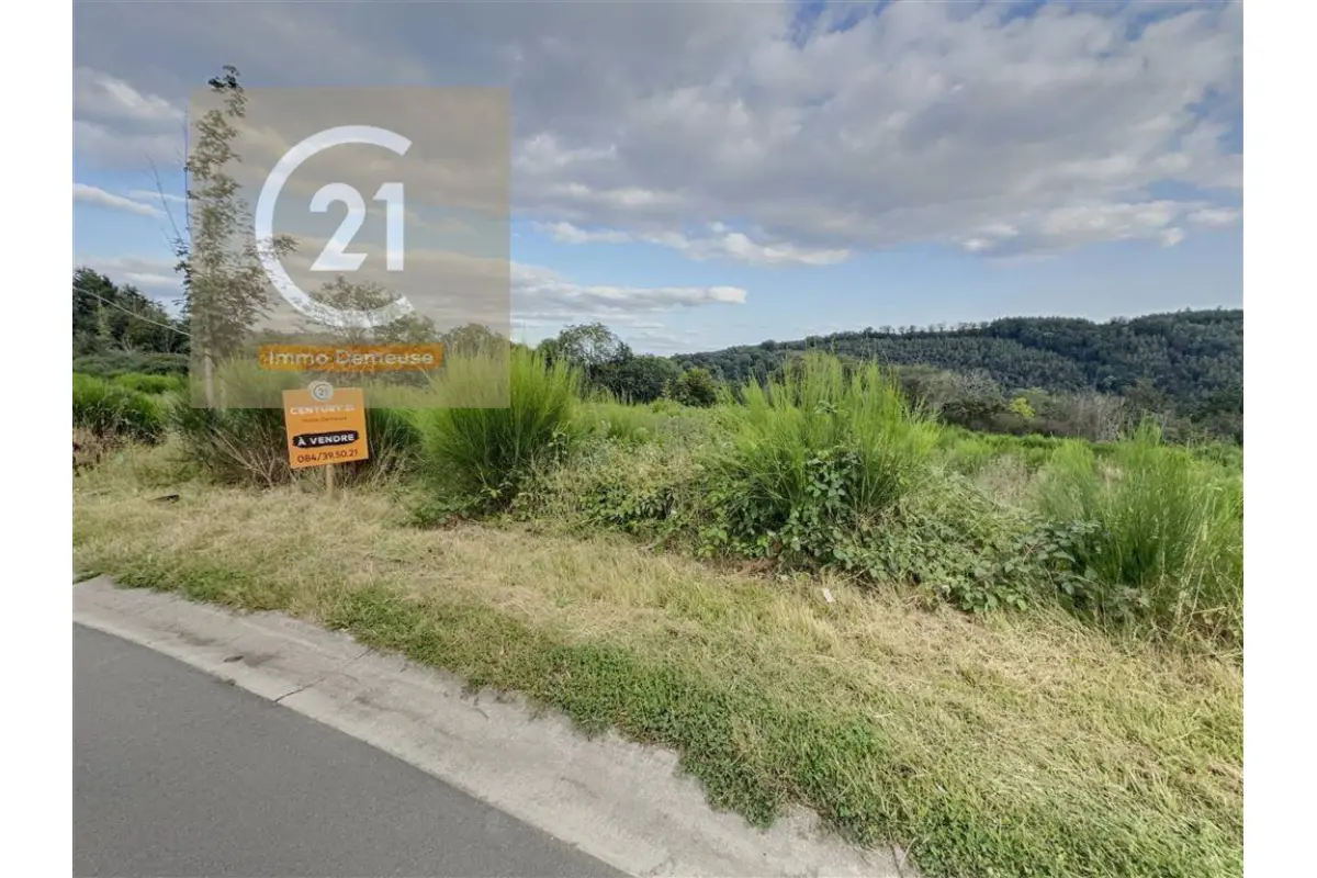 Terrain à vendre à La Roche-en-Ardenne 6980 49000.00€  chambres m² - annonce 738469