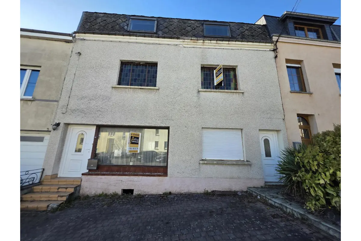 Maison à  à Athus 6791 220000.00€ 8 chambres 233.00m² - annonce 740694