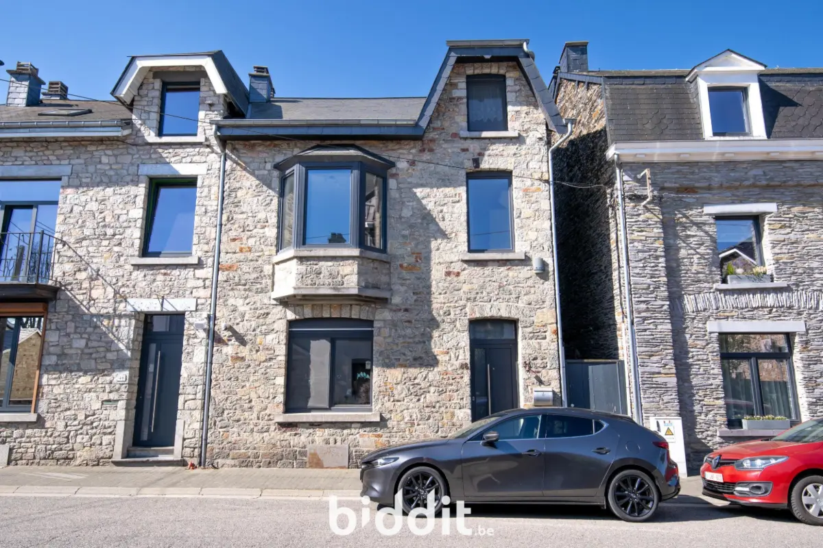 Maison à vendre à Vielsalm 6690 135000.00€ 3 chambres 200.00m² - annonce 747680