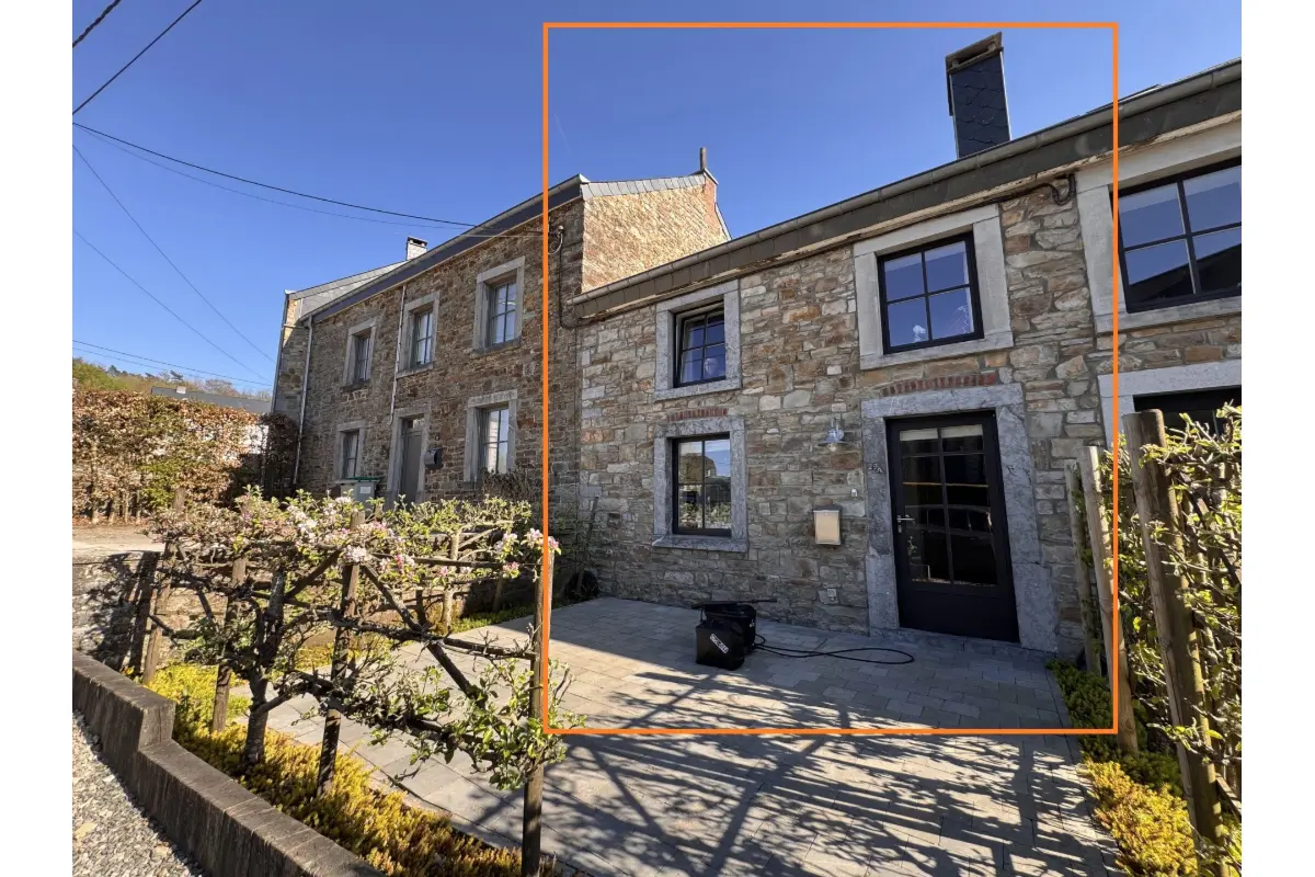 Maison à louer à Saint-Hubert 6870 980.00€ 3 chambres 135.00m² - annonce 757523