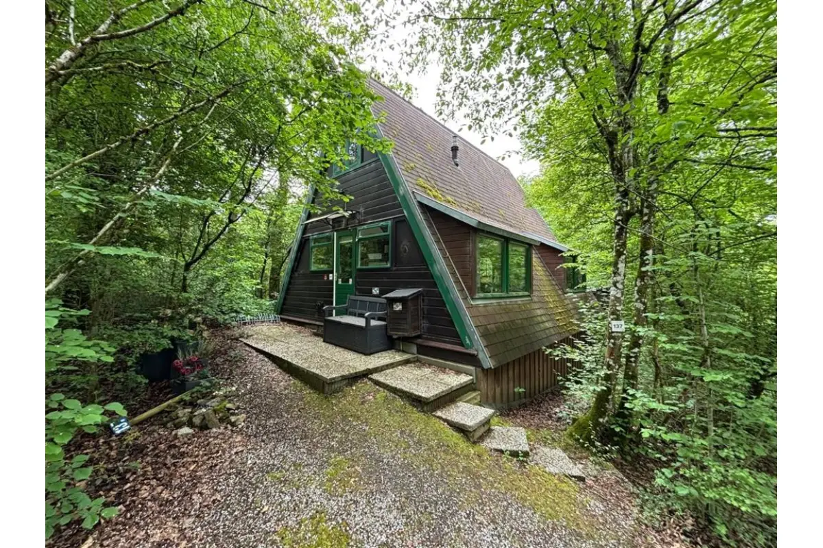 Bungalow à vendre à Durbuy 6940 69500.00€ 2 chambres 74.00m² - annonce 758626