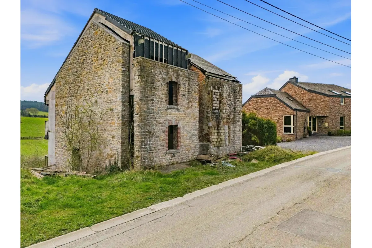 Maison à vendre à Marche-en-Famenne 6900 189000.00€ 3 chambres 200.00m² - annonce 761376