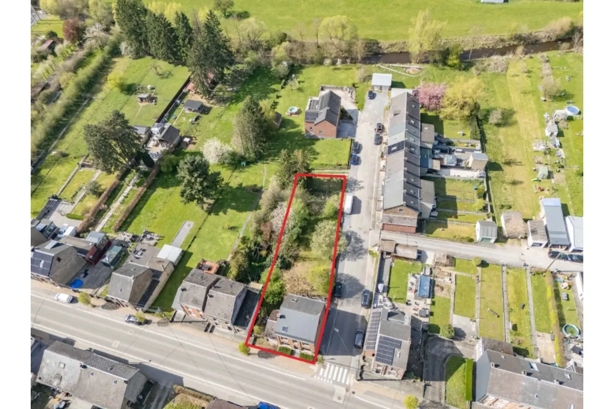 Maison à vendre à On 6900 320000.00€ 5 chambres 271.78m² - annonce 762828