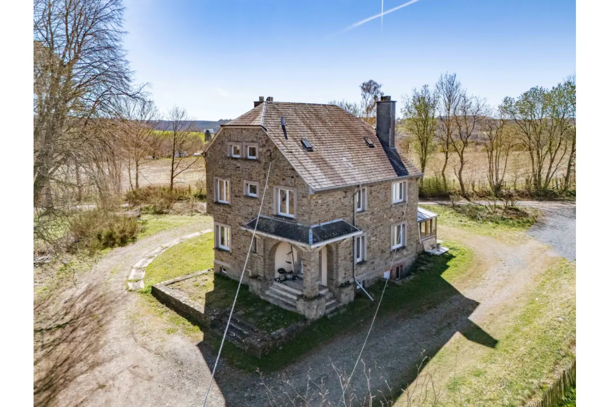 Maison à vendre à Houffalize 6660 330000.00€ 7 chambres 263.00m² - annonce 765561