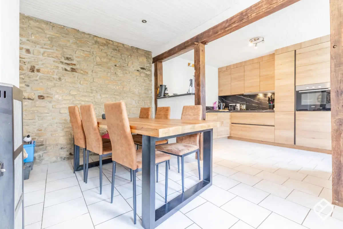 Maison à vendre à Saint-Léger 6747 240000.00€ 2 chambres 105.00m² - annonce 766102