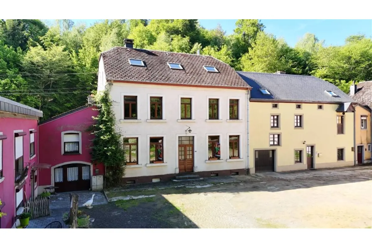 Maison à vendre à Arlon 6700 530000.00€ 6 chambres 382.00m² - annonce 768231