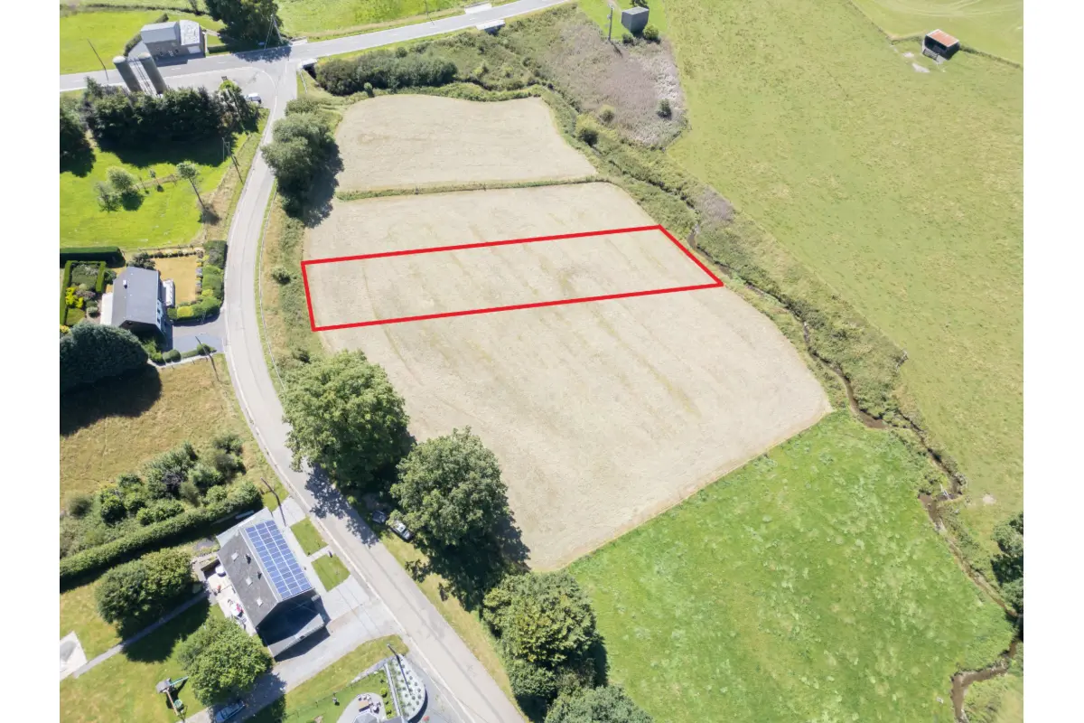 Terrain à vendre à Vaux-sur-Sûre 6640 75000.00€  chambres m² - annonce 769000