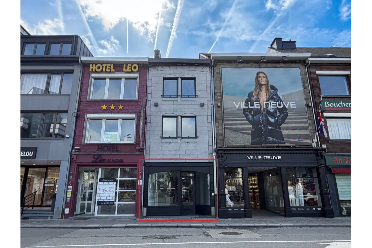 Commerce à louer à Bastogne 6600 2200.00€ 0 chambres 70.00m² - annonce 768994