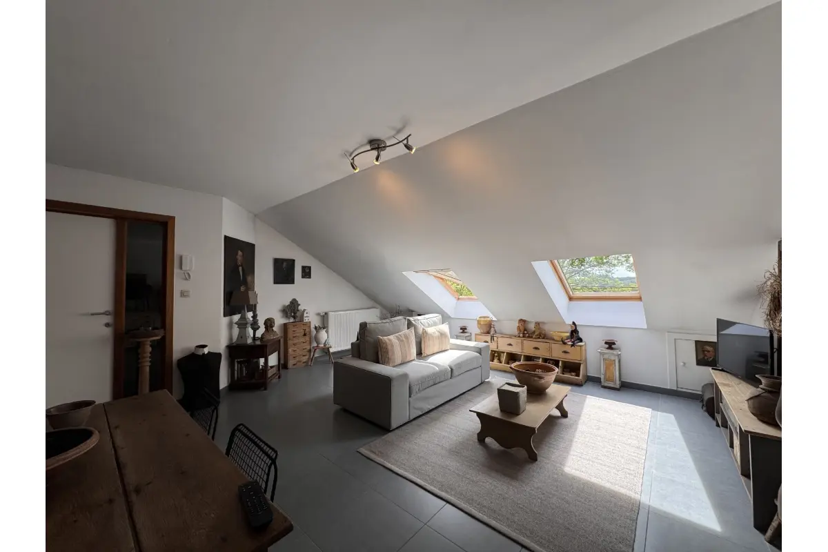 Appartement à  à Neufchâteau 6840 660.00€ 2 chambres 90.00m² - annonce 769313