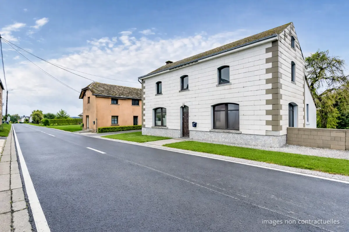 Maison à vendre à Houffalize 6660 135000.00€ 2 chambres 226.30m² - annonce 770445