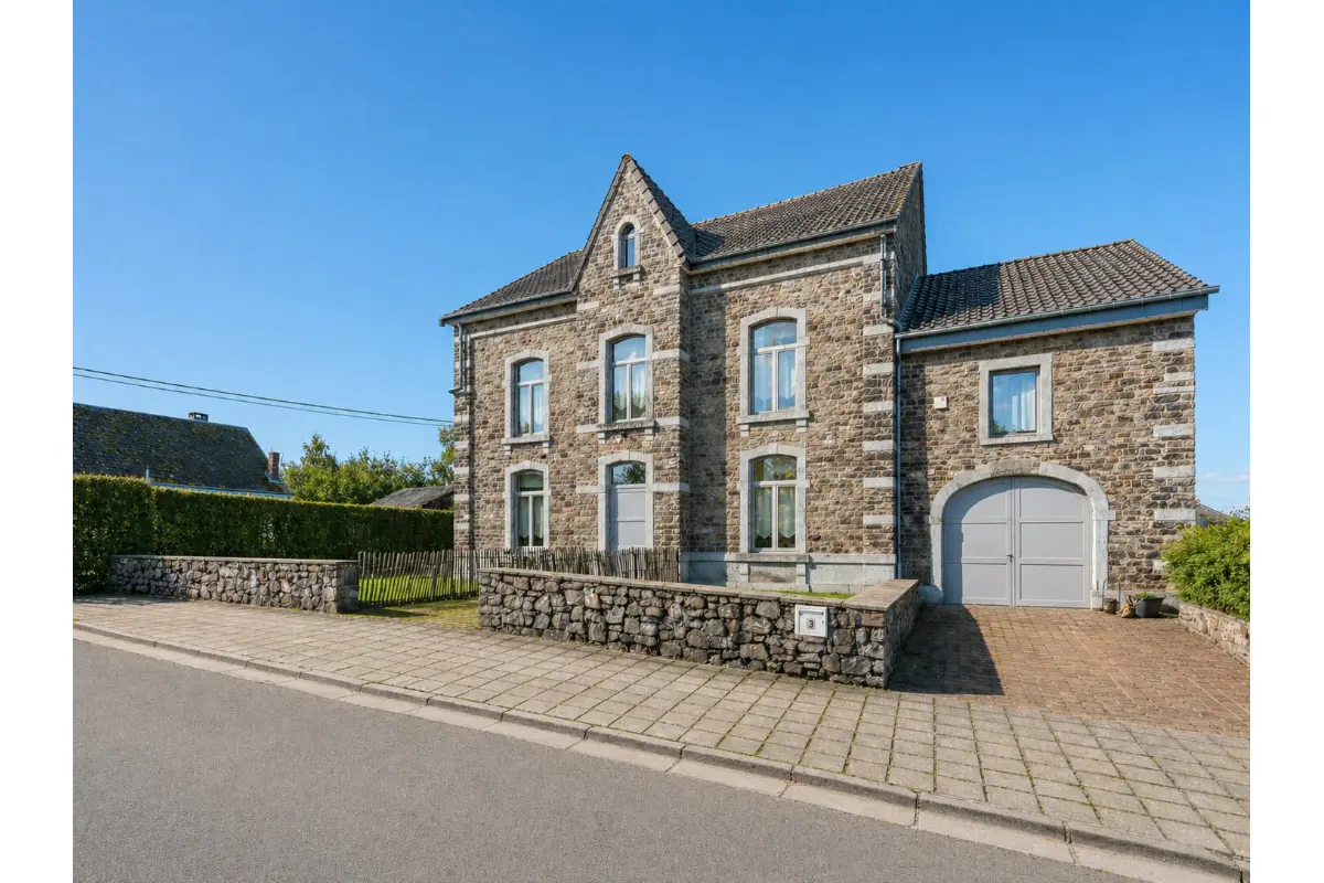 Maison à vendre à La Roche-en-Ardenne 6980 450000.00€ 3 chambres 422.00m² - annonce 771009