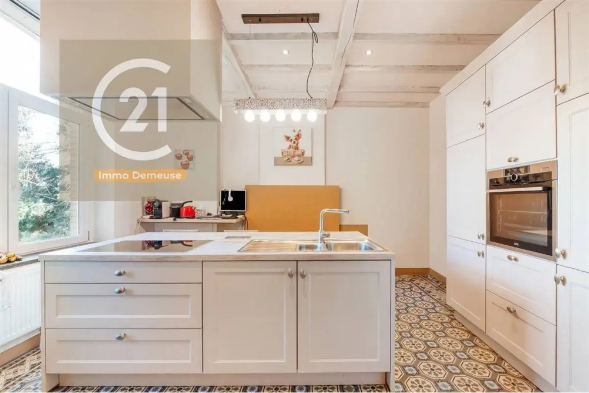 Maison à vendre à Paliseul 6850 569000.00€ 7 chambres 404.00m² - annonce 770838