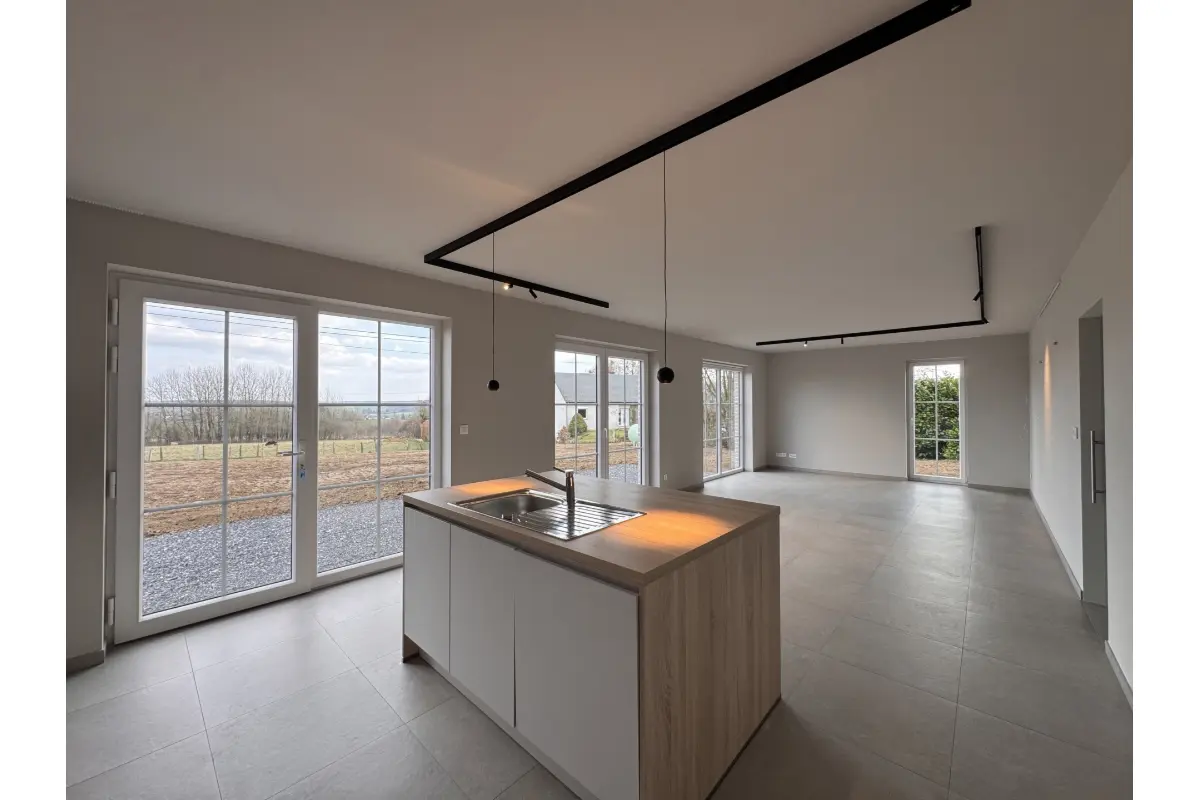 Maison à  à Libramont-Chevigny 6800 1300.00€ 3 chambres 120.00m² - annonce 774733
