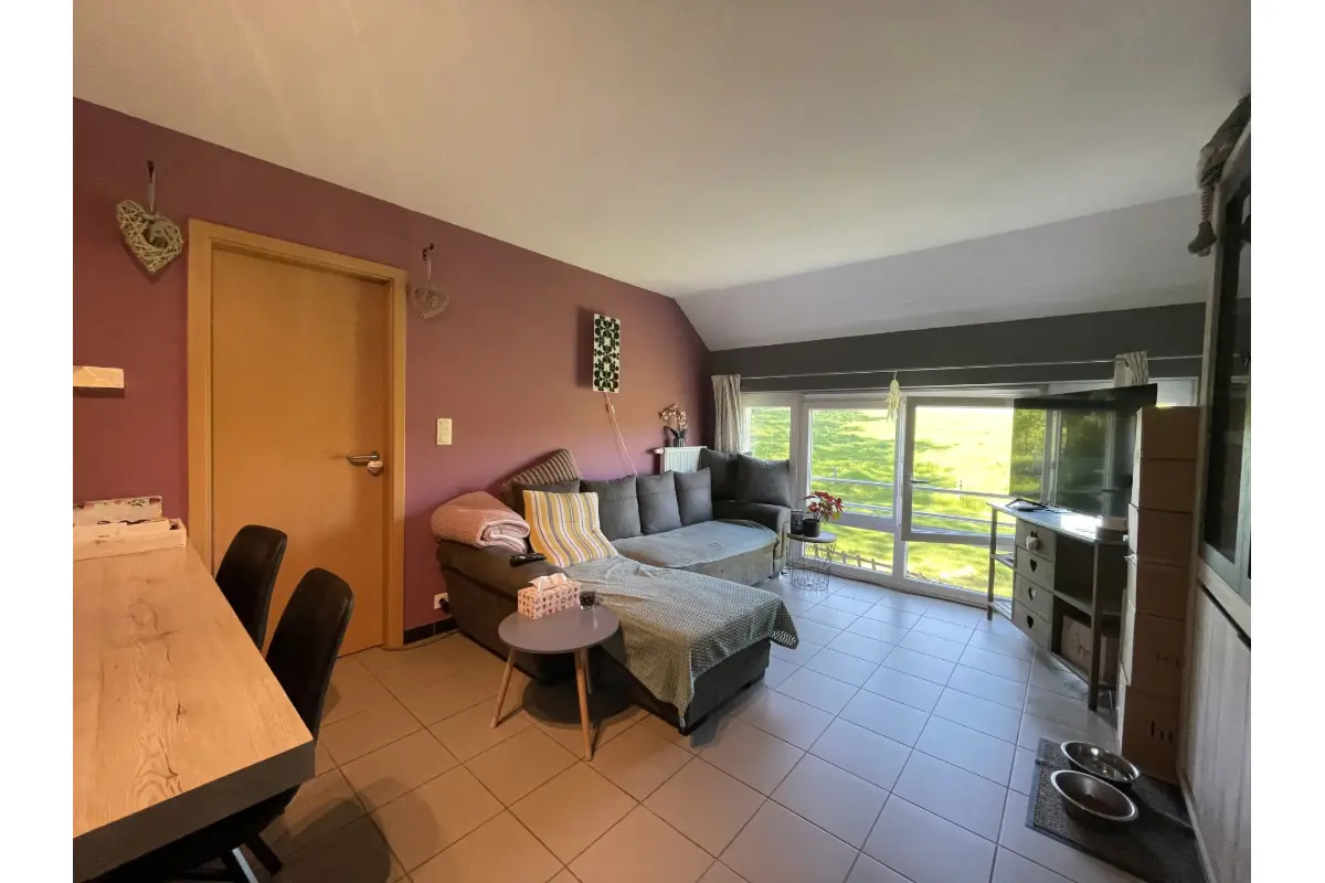 Appartement à louer à Sainte-Ode 6680 550.00€ 2 chambres 75.00m² - annonce 775439