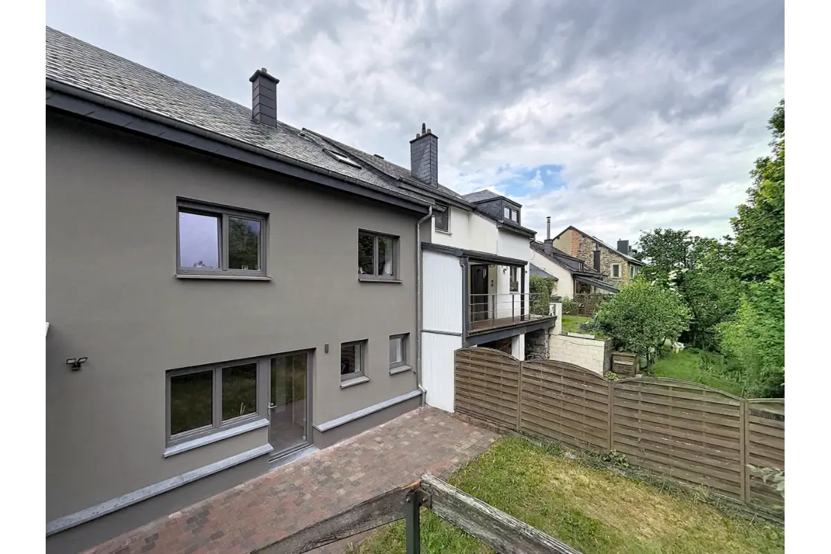 Studio à louer à Houffalize 6660 500.00€ 1 chambres 48.00m² - annonce 778980