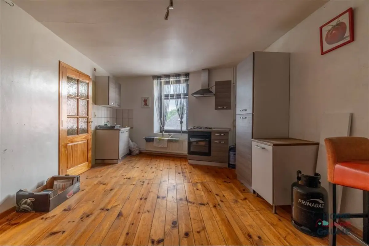 Appartement à vendre à Saint-Mard 6762 120000.00€ 3 chambres 121.00m² - annonce 781275