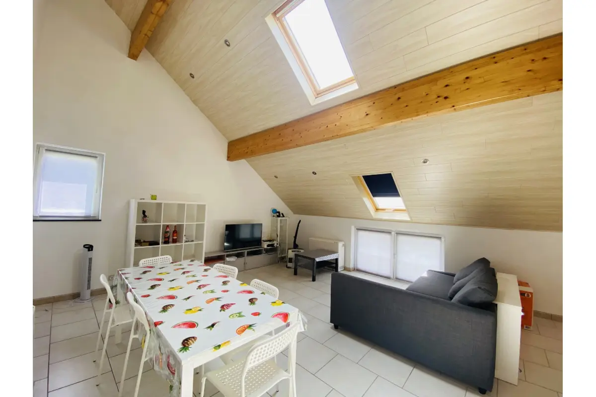 Appartement à  à Libramont-Chevigny 6800 750.00€ 3 chambres 85.00m² - annonce 781965